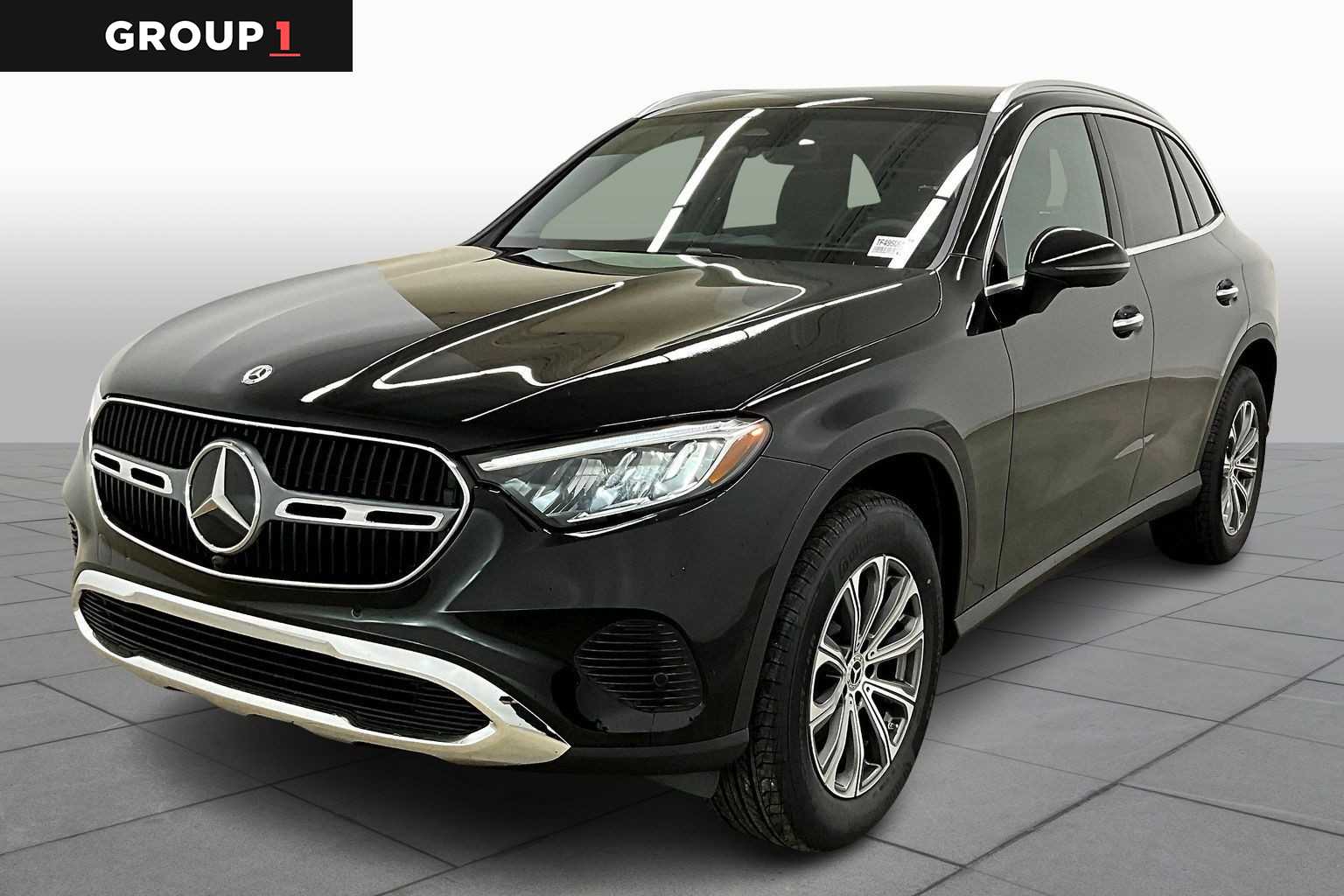 2026 Mercedes-Benz GLC Base's photo