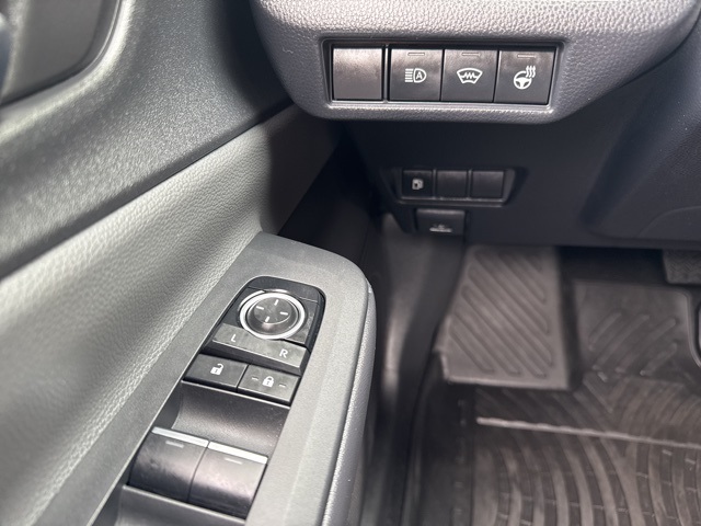 2024 Toyota Prius XLE photo 22