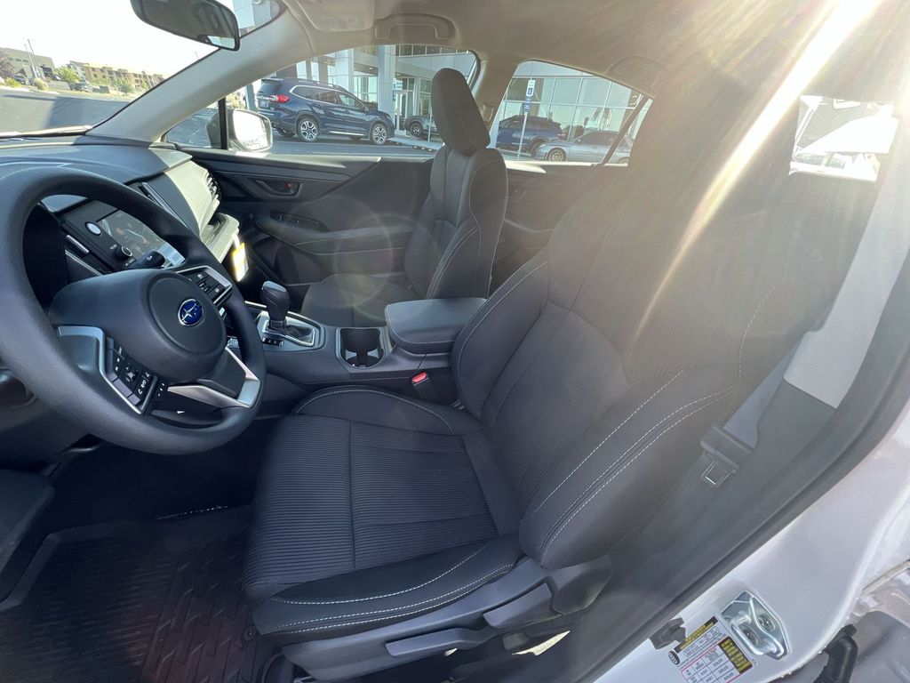2025 Subaru Legacy Base photo 17