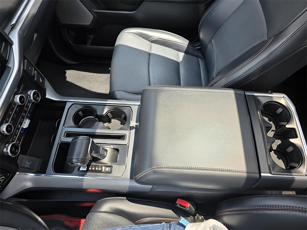 2021 Ford F-150 Lariat photo 19
