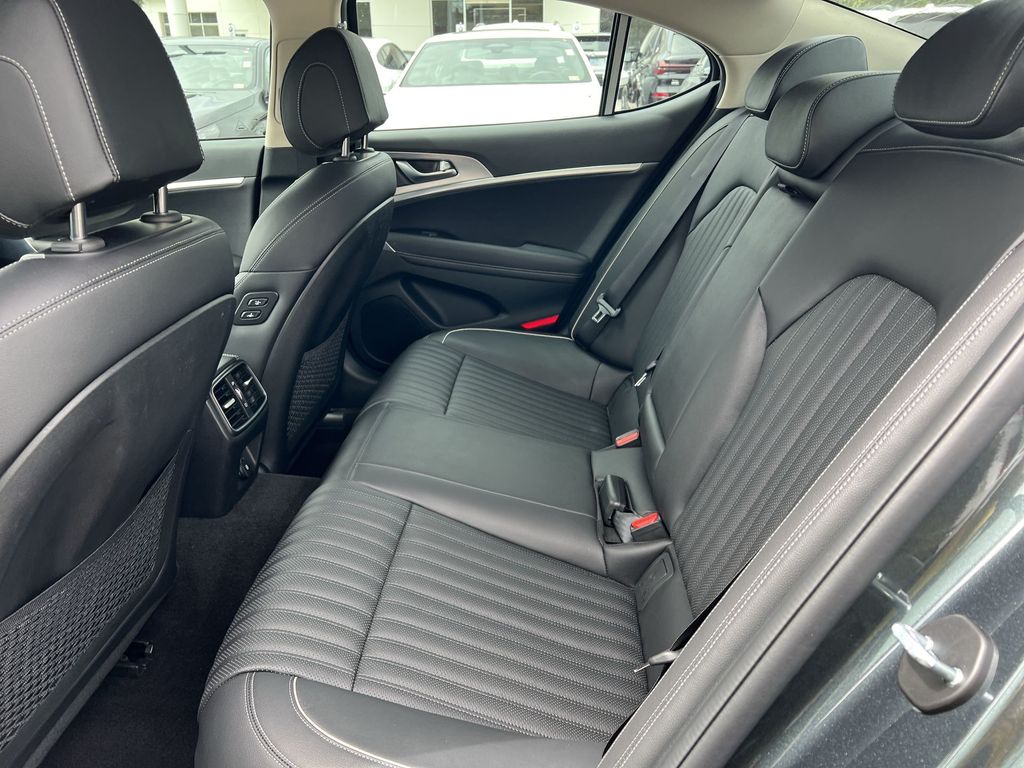 2023 Genesis G70 3.3T photo 25