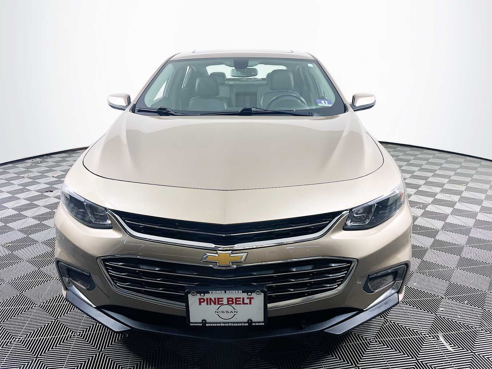 Used 2018 Chevrolet Malibu 1LT with VIN 1G1ZD5ST6JF250057 for sale in Keyport, NJ