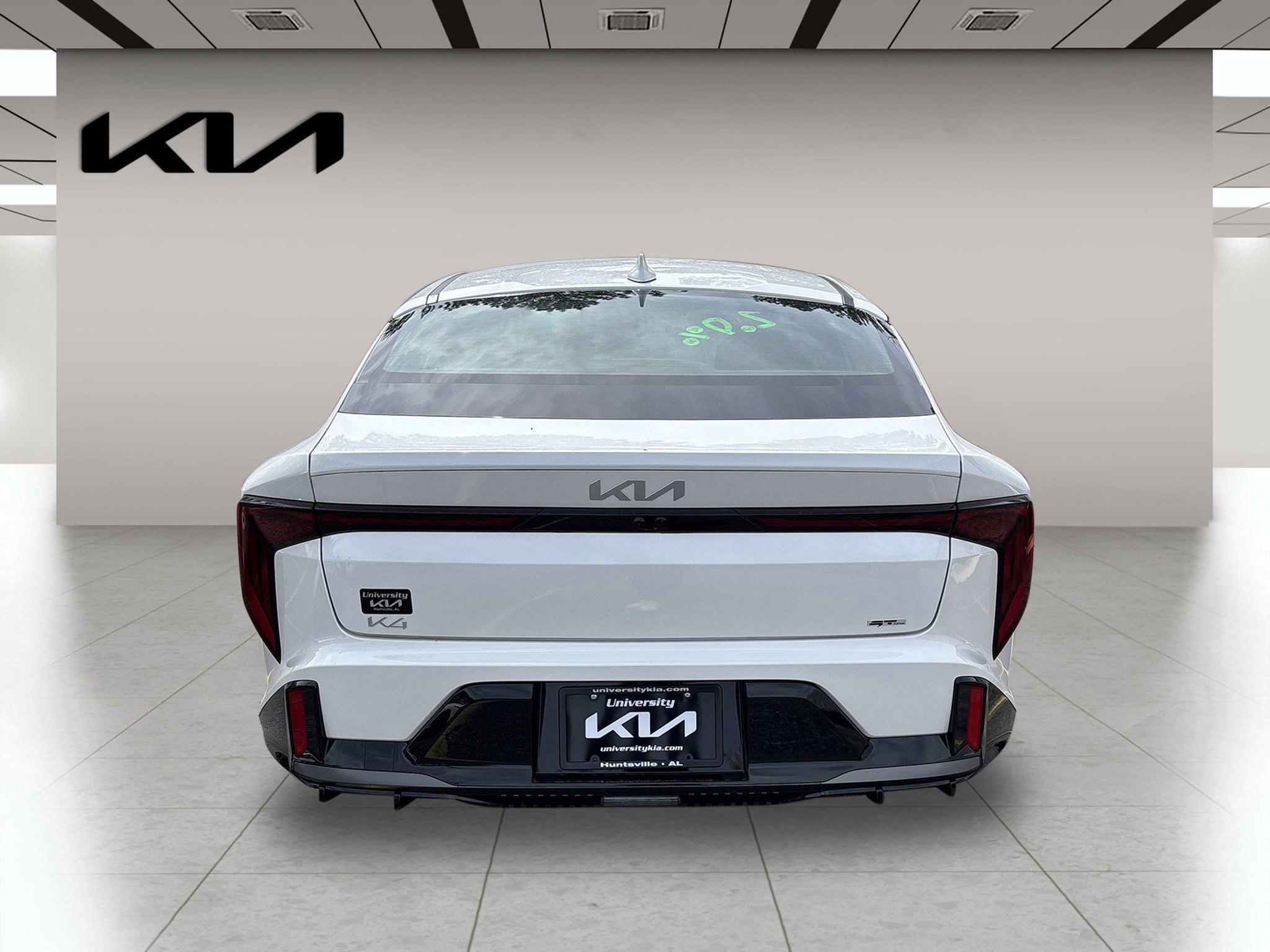 2025 Kia K4 GT-Line photo 4