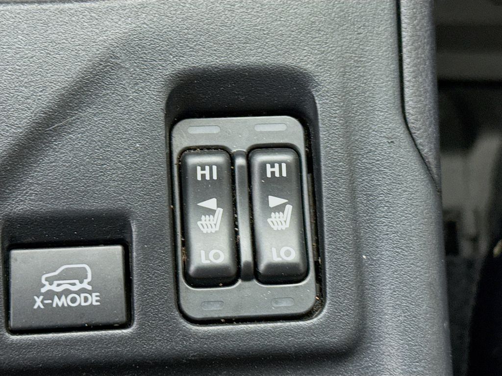 2021 Subaru Crosstrek Premium photo 17