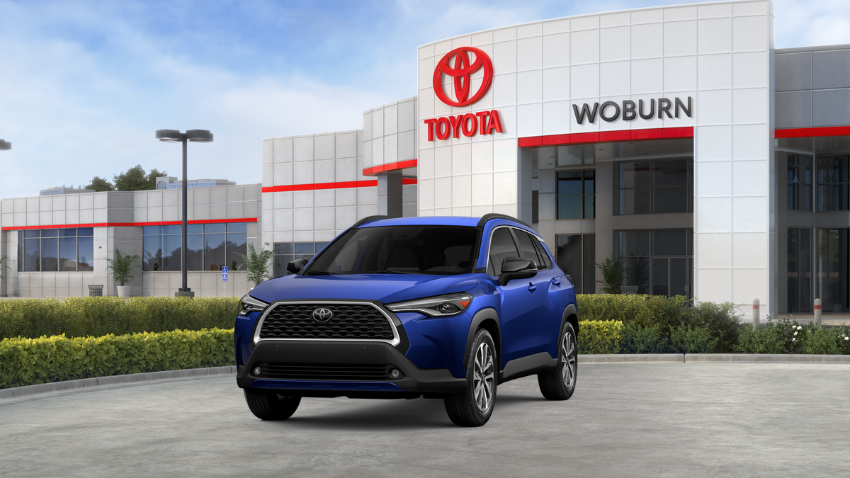 2025 Toyota Corolla Cross XLE photo 8