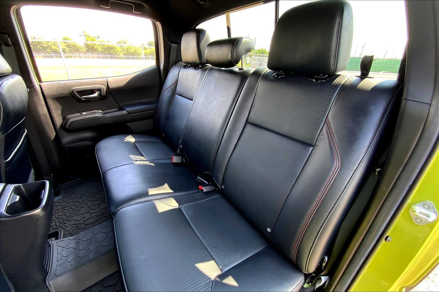 2022 Toyota Tacoma TRD Pro photo 19