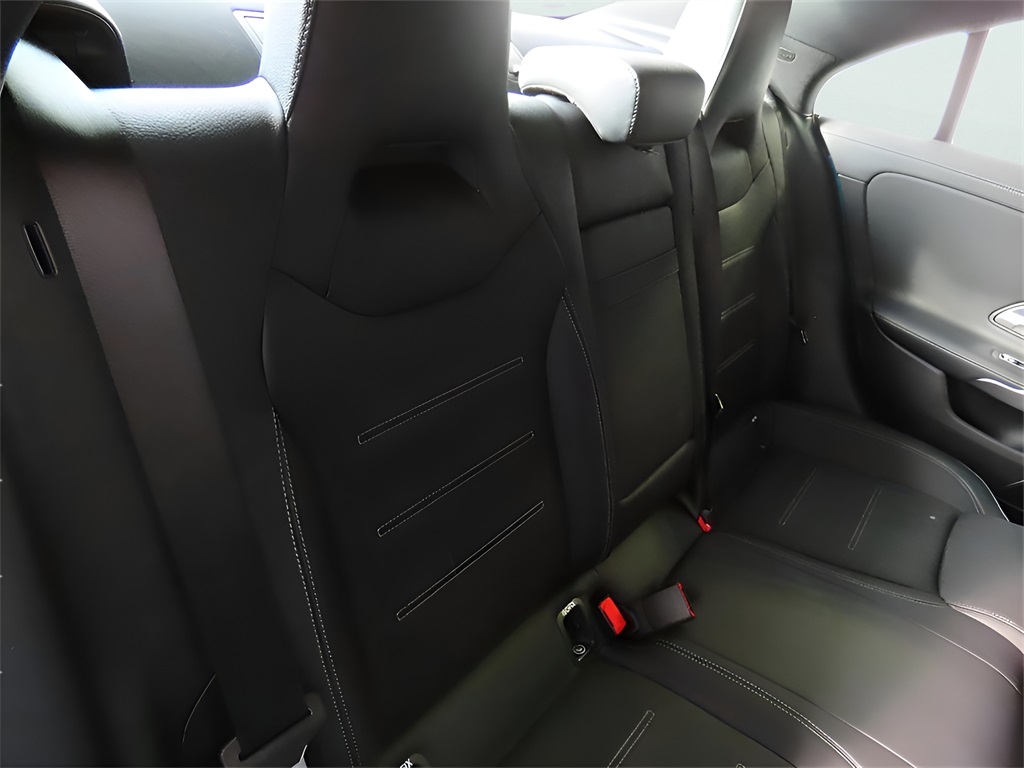 2025 Mercedes Benz CLA 250 4MATIC photo 16