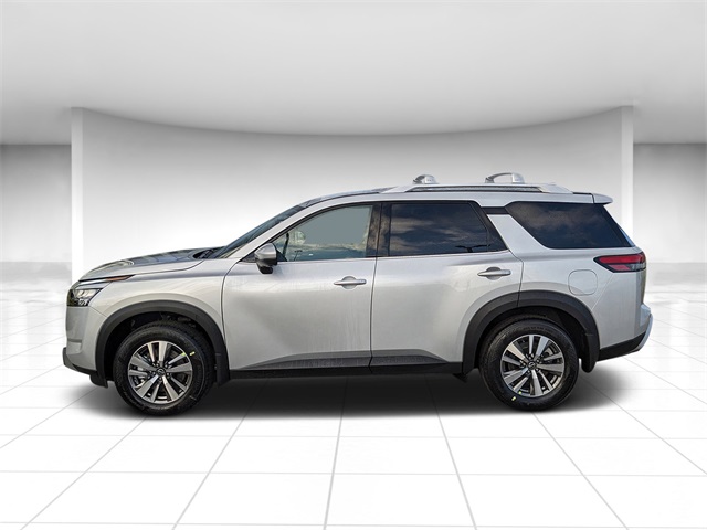 2025 Nissan Pathfinder SL photo 2