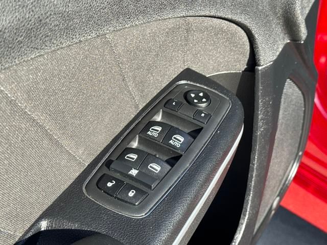 2021 Dodge Charger R/T photo 6