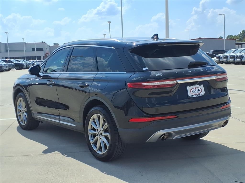 2020 Lincoln Corsair Standard photo 4
