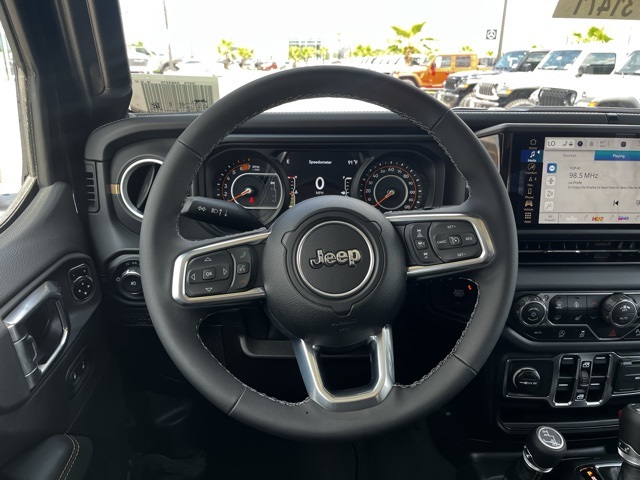 2025 Jeep Wrangler Sahara photo 8