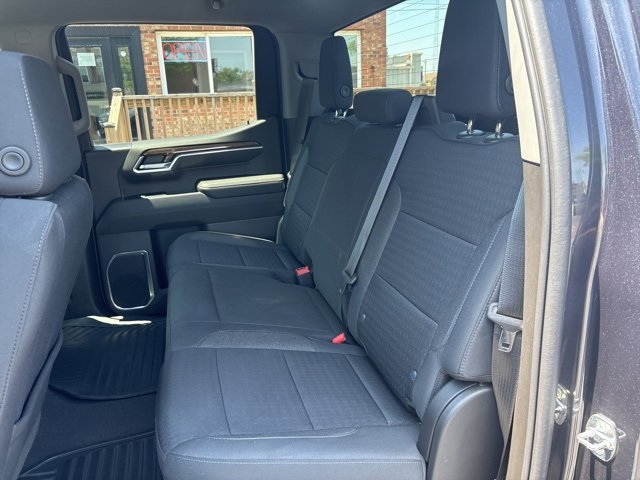 2022 Chevrolet Silverado 1500 LT photo 12