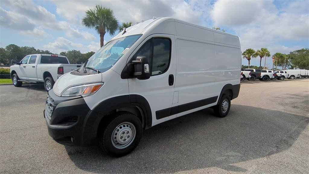 2025 Ram ProMaster 1500 photo 7