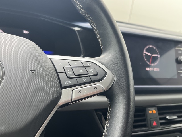 2022 Volkswagen Taos SE photo 33