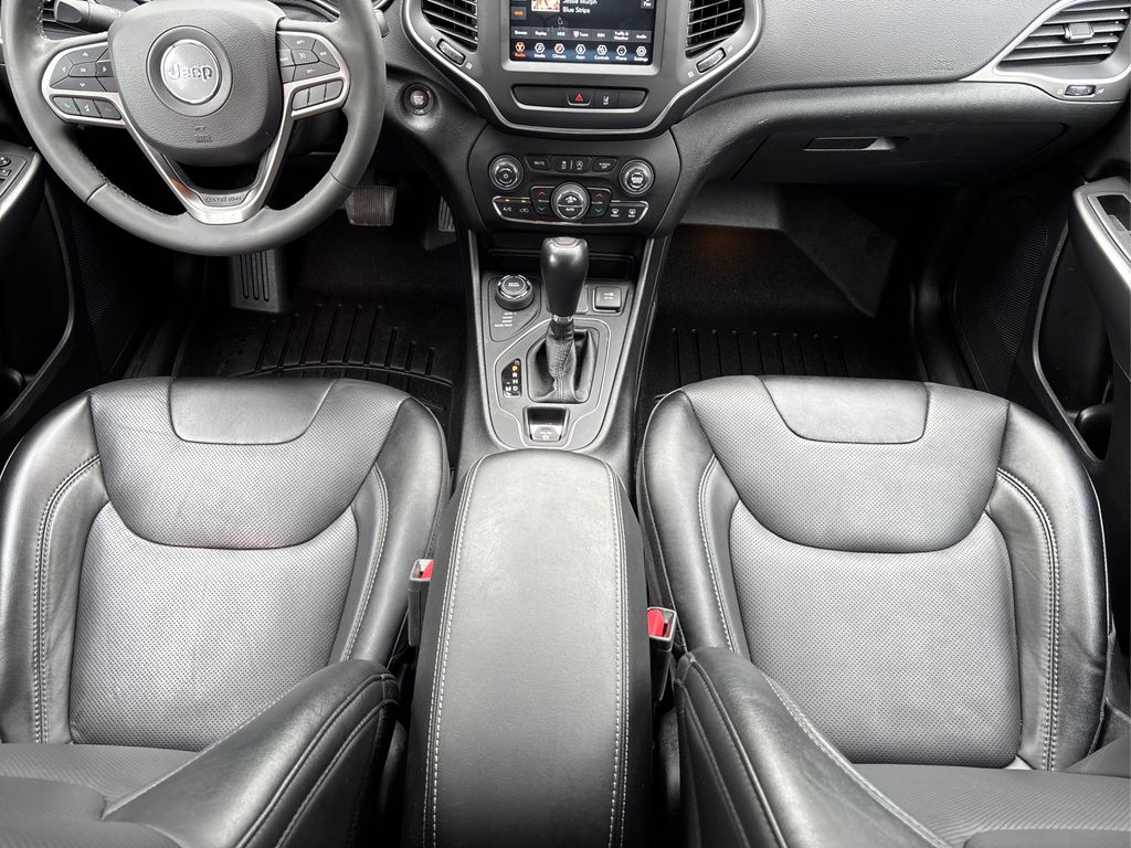 2022 Jeep Cherokee Latitude Lux photo 17