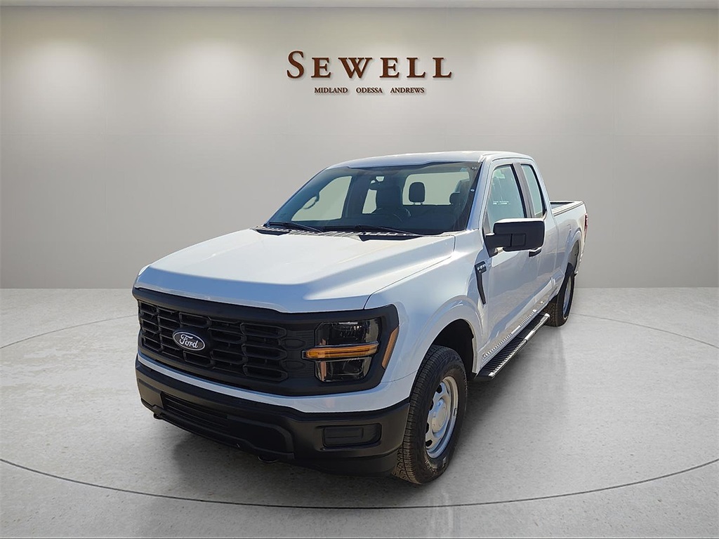 2025 Ford F-150 XL's photo