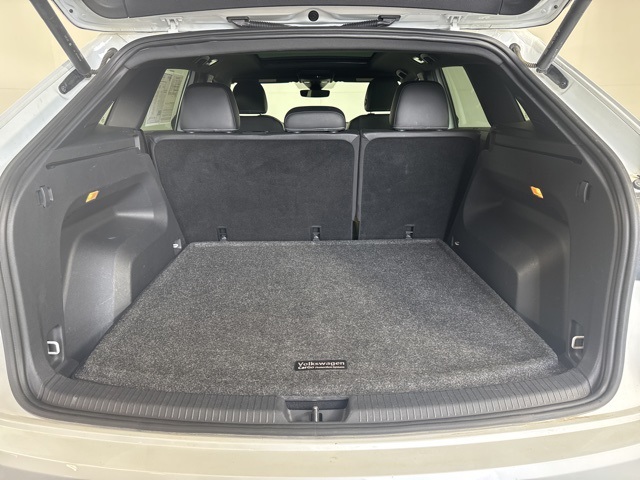 2023 Volkswagen Atlas Cross Sport V6 SEL Premium R-Line photo 19