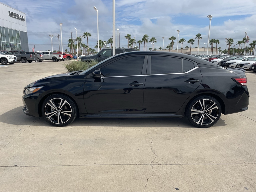 2023 Nissan Sentra SR photo 3