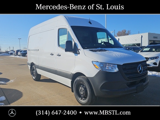 2026 Mercedes-Benz Sprinter Cargo Van Base's photo