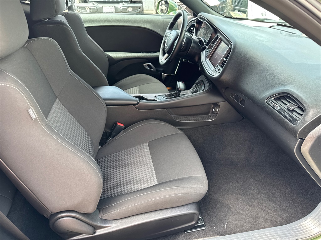 2023 Dodge Challenger R/T photo 11