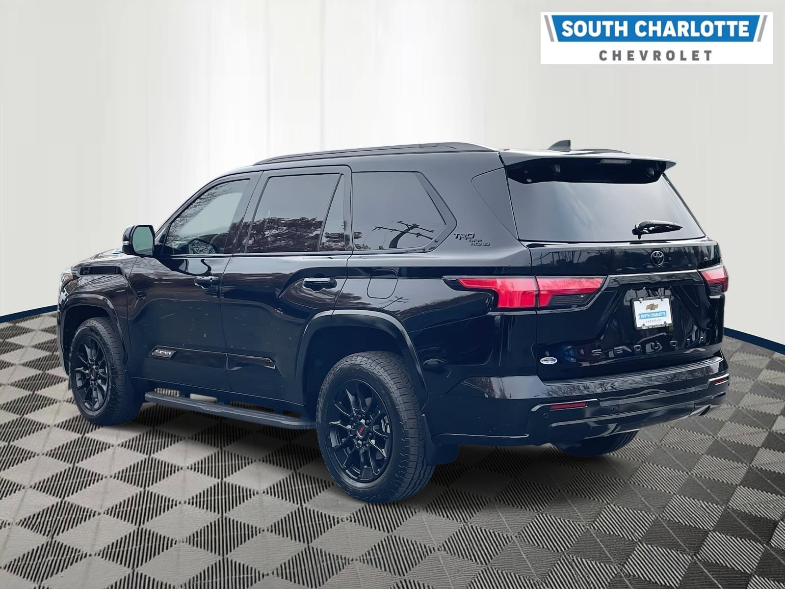 2024 Toyota Sequoia Platinum photo 4