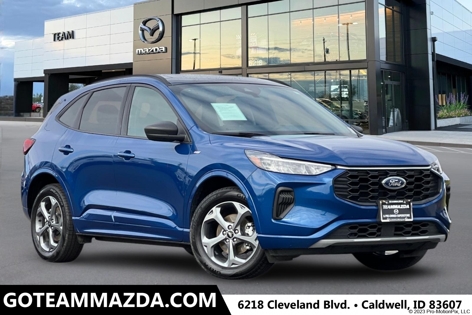 2023 Ford Escape ST-Line's photo