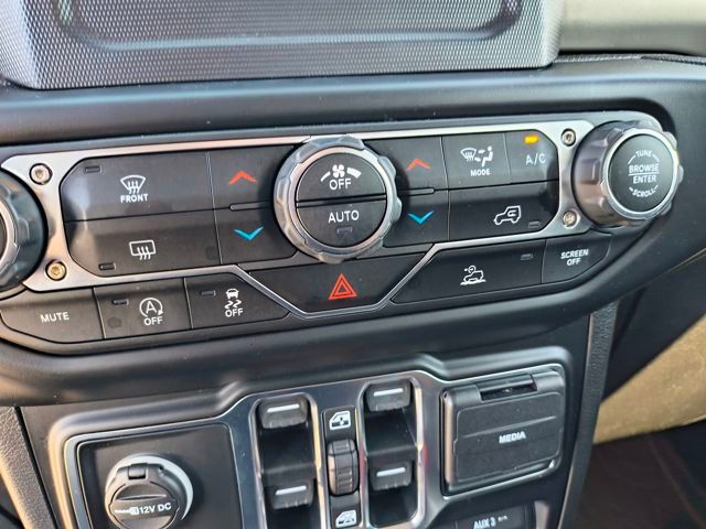 2020 Jeep Gladiator Sport photo 26