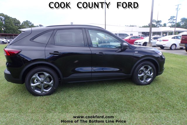 2025 Ford Escape ST-Line photo 8