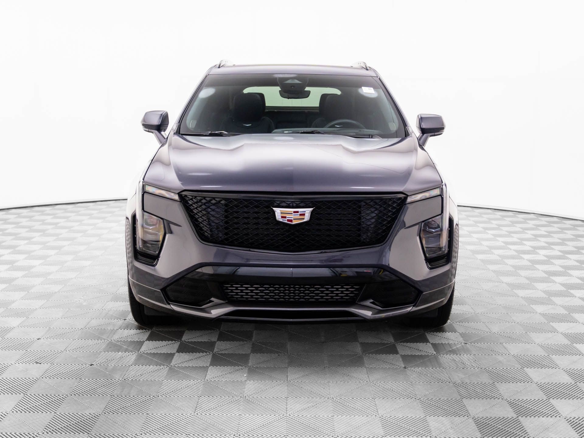 2024 Cadillac XT4 Sport photo 2