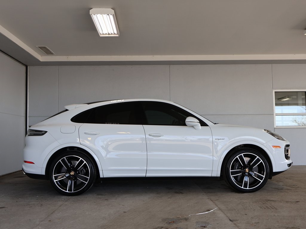 2022 Porsche Cayenne E-Hybrid Coupe Turbo S photo 8