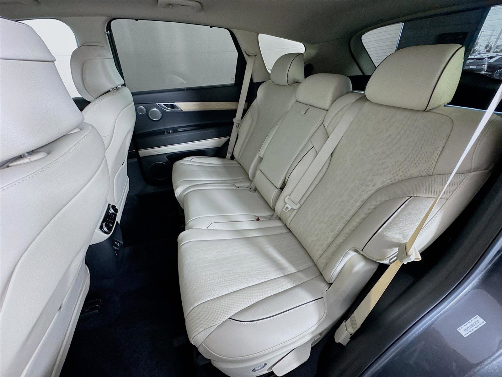 2023 Genesis GV80 3.5T photo 18