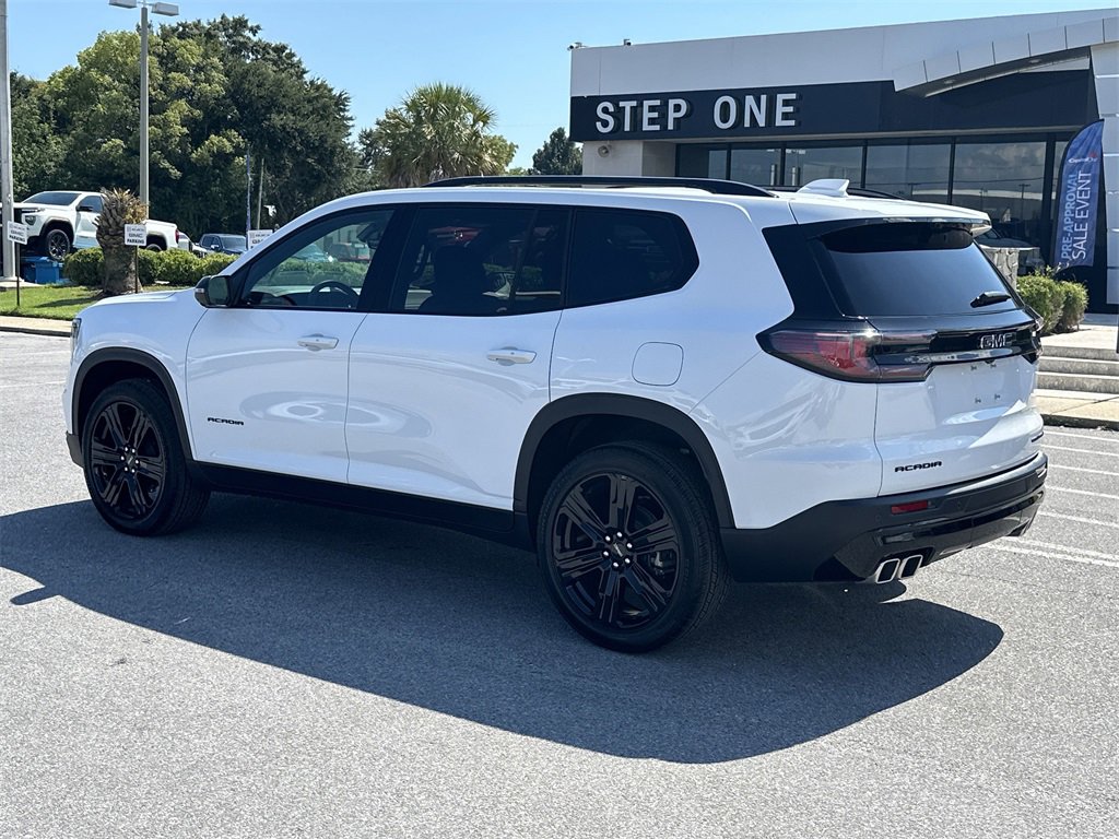 2026 Gmc Acadia Elevation photo 2