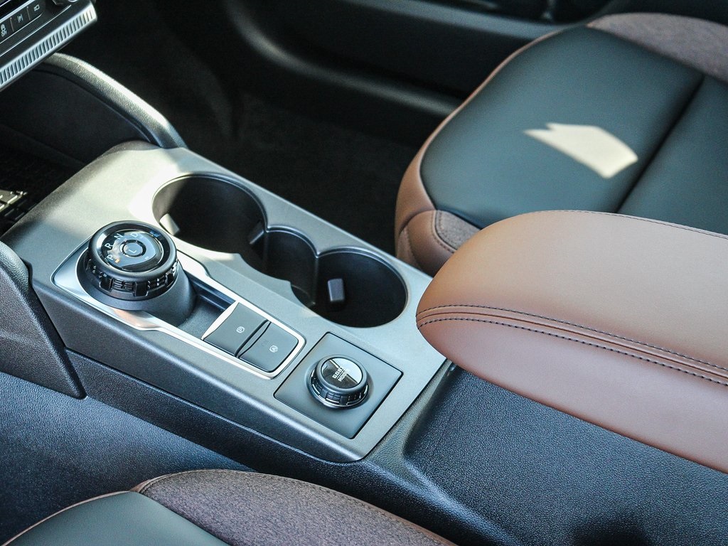 2025 Ford Bronco Sport Outer Banks photo 16