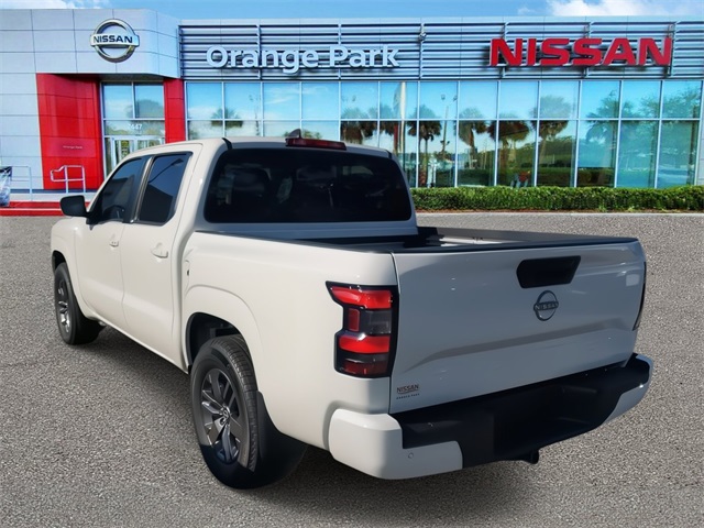 2025 Nissan Frontier Crew Cab SV photo 2