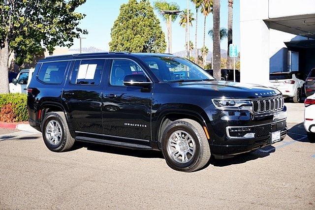 Used 2023 Black Jeep Base image 5