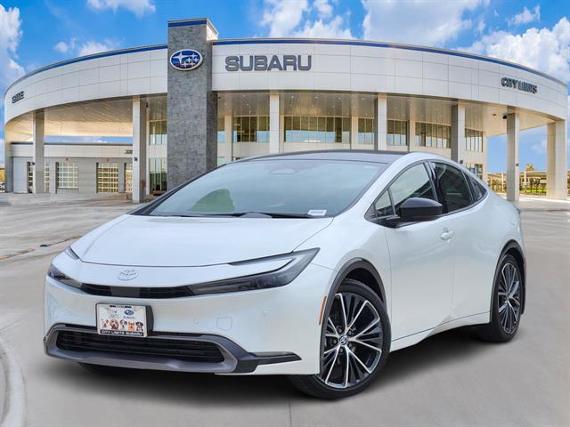 2025 Toyota Prius XLE's photo