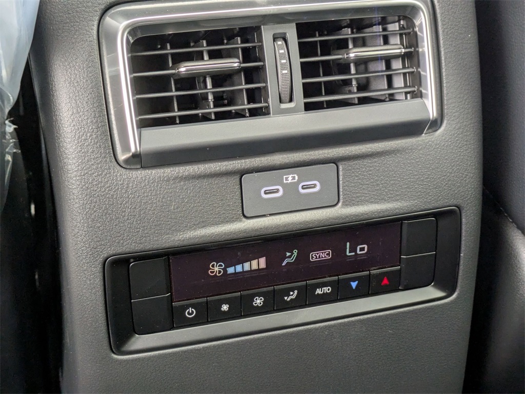 2025 Mazda CX-90 3.3 Turbo Preferred photo 25