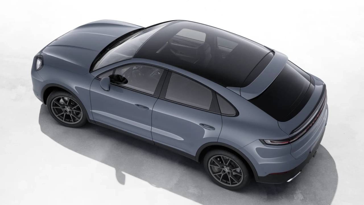 2026 Porsche Cayenne Coupe photo 4