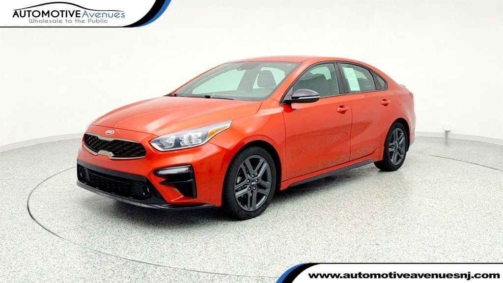 2020 Kia FORTE GT-Line's photo