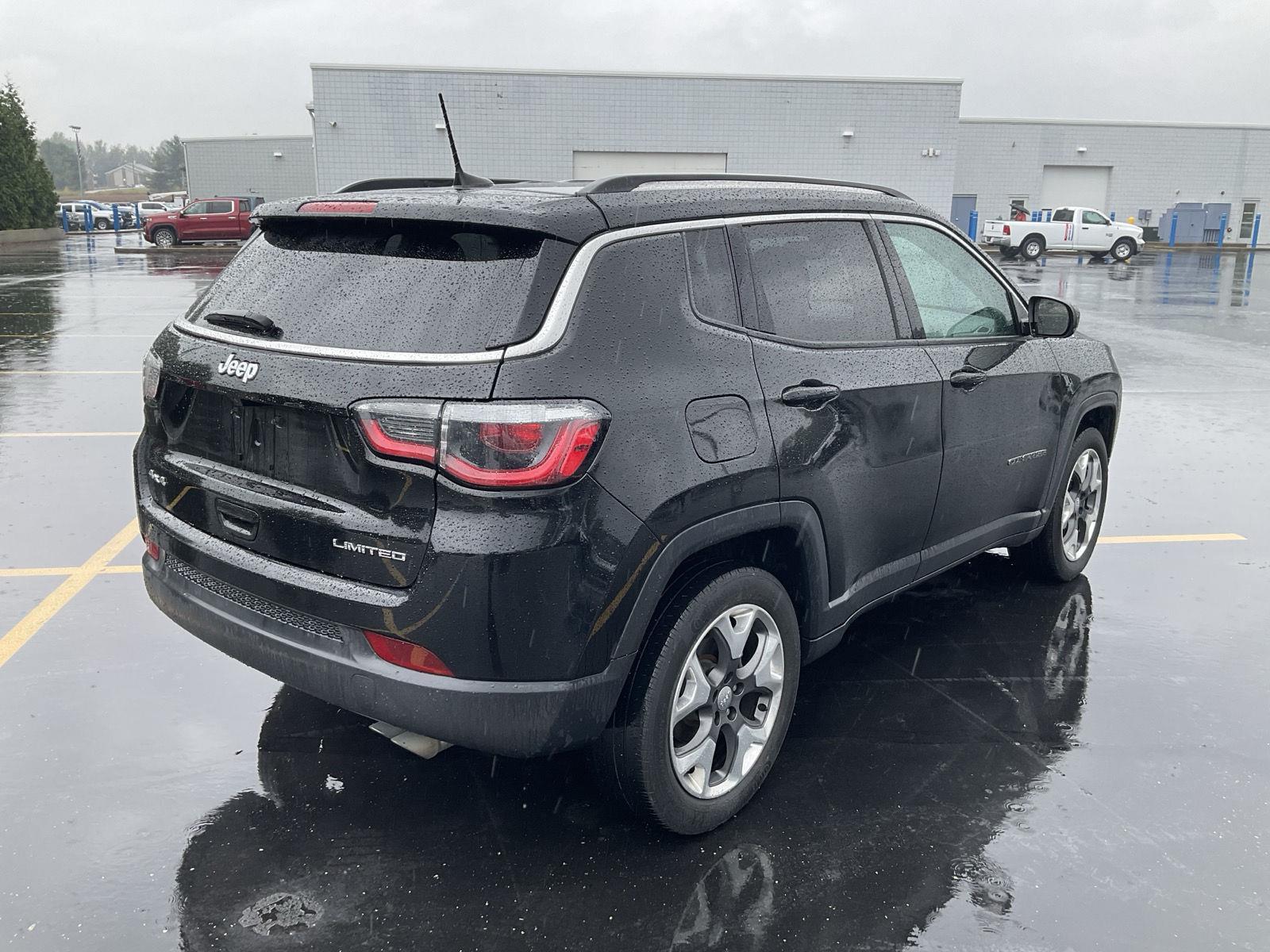 2019 Jeep Compass Limited photo 2