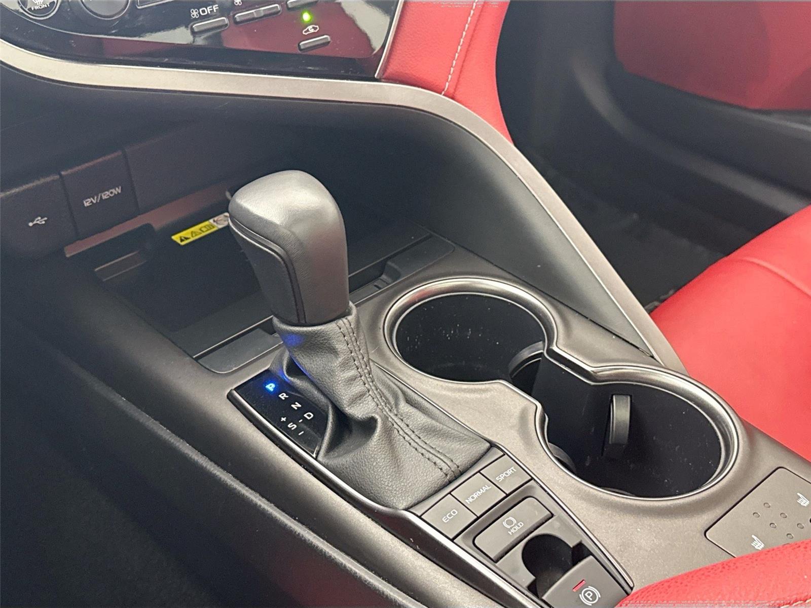 2024 Toyota Camry XSE V6 photo 20