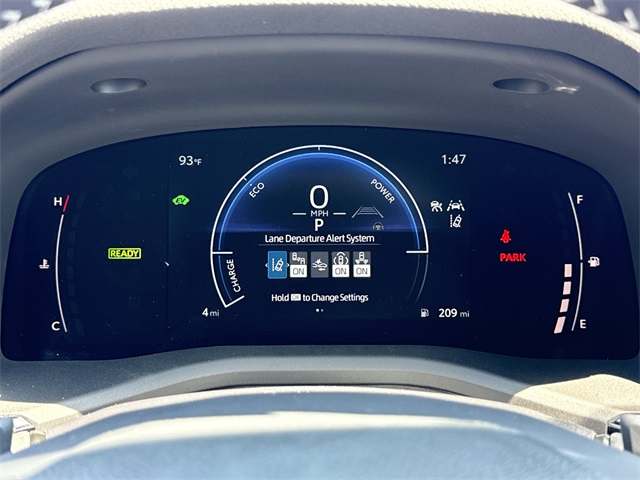 2025 Toyota Camry SE photo 16