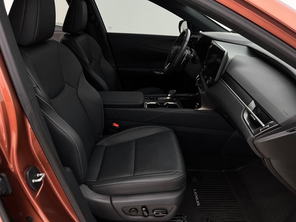 2024 Lexus RX 350 Premium photo 16