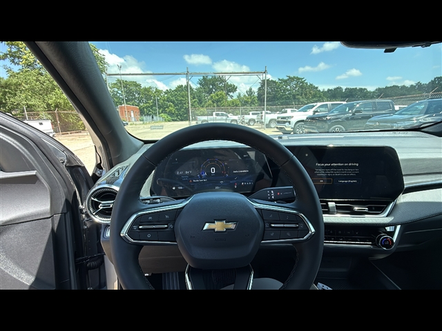 2026 Chevrolet Equinox LT photo 11