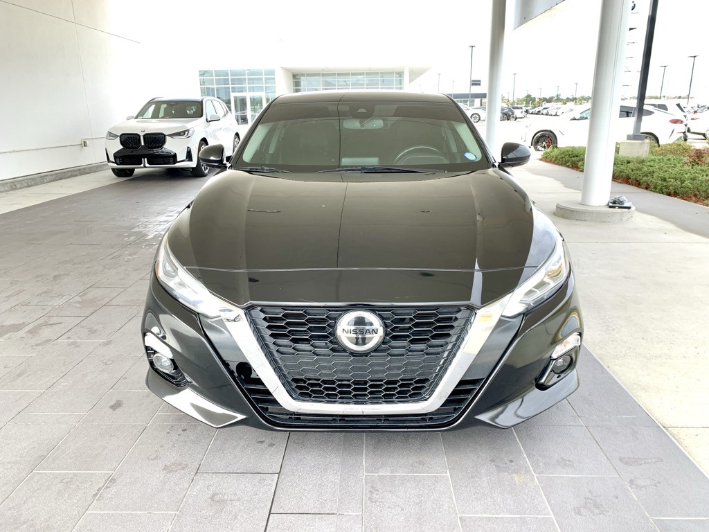 Used 2019 Nissan Altima SV with VIN 1N4BL4DV4KC142131 for sale in D'Iberville, MS