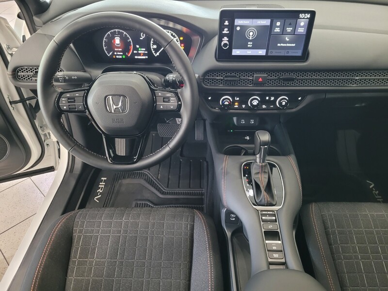 2026 Honda HR-V Sport photo 8