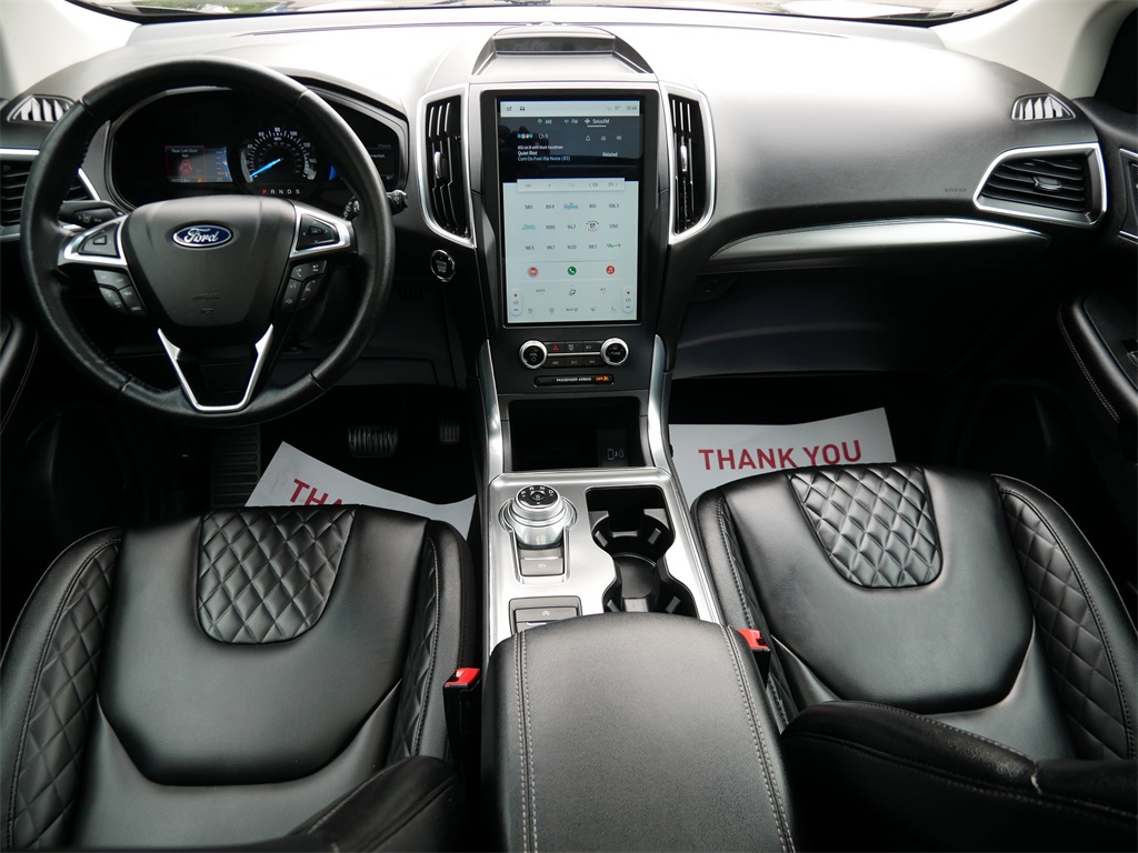 2023 Ford Edge Titanium photo 12