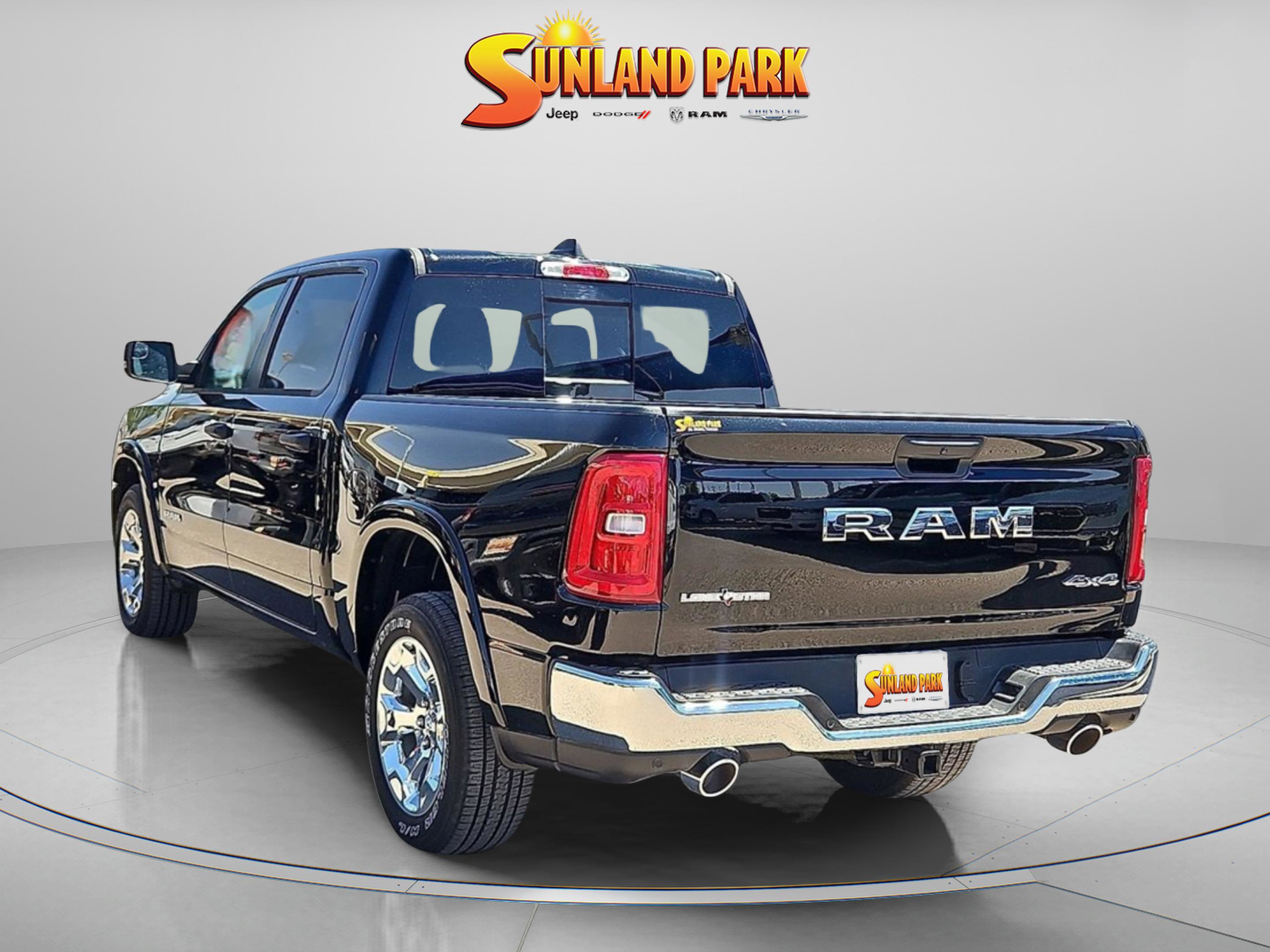 2025 Ram 1500 Lone Star photo 3