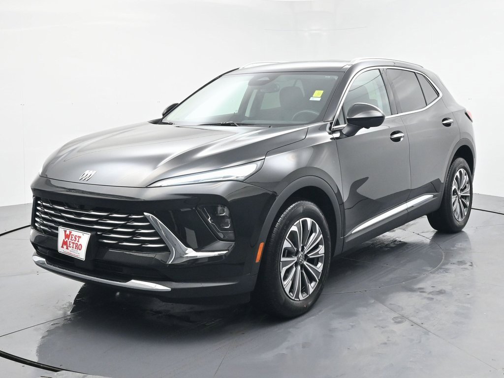 2025 Buick Envision Preferred's photo