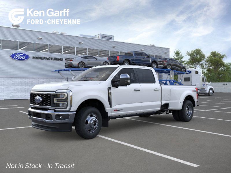 2026 Ford F-350 Super Duty King Ranch's photo